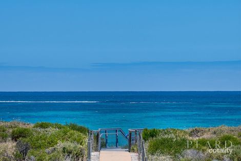 Property photo of 46 Ocean Drive Quinns Rocks WA 6030