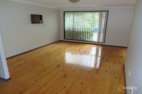 Property photo of 42 Menzies Circuit St Clair NSW 2759