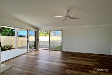 Property photo of 52 Hillcrest Avenue Tacoma NSW 2259