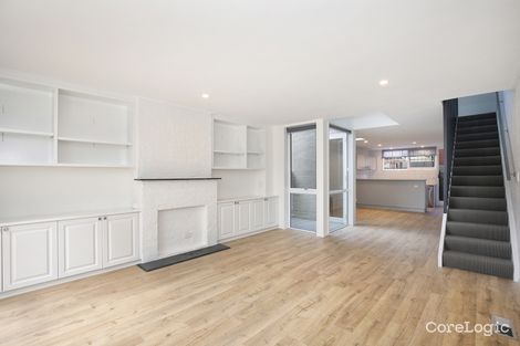 Property photo of 194 Heath Street Port Melbourne VIC 3207