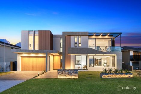 14 Hawkesbury Esp, Sylvania Waters, NSW 2224