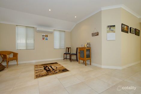 4 Petersfield Lane, Wellard, WA 6170