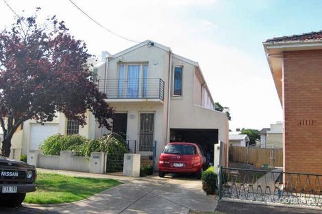 Property photo of 2 Swan Court Newport VIC 3015