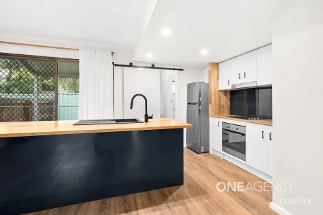 Property photo of 2/94 Shoalhaven Street Nowra NSW 2541
