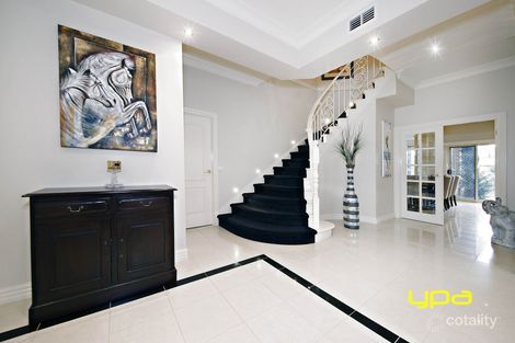 Property photo of 14 Bimbadeen Street Burnside VIC 3023