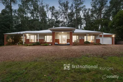 Property photo of 3 Bower Court Emerald VIC 3782