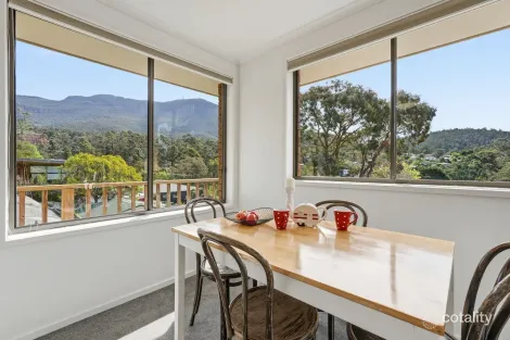 Property photo of 2/122B Strickland Avenue South Hobart TAS 7004