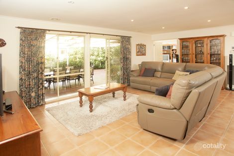 Property photo of 9 Falcon Court Shepparton VIC 3630