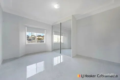 Property photo of 37 Bradman Street Merrylands NSW 2160