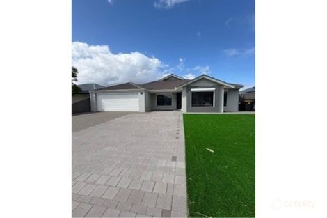 Property photo of 17 Carnelian Link Byford WA 6122