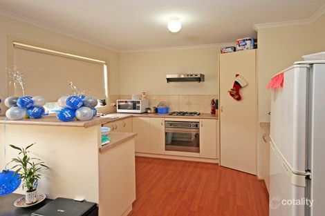 Property photo of 2/6 Damian Court Cranbourne VIC 3977