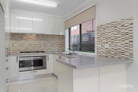 Property photo of 10 Scotia Crescent Keysborough VIC 3173