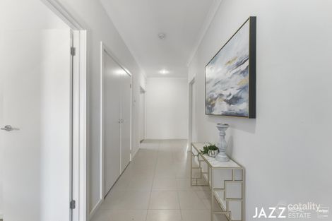 Property photo of 4 Hamilton Street Point Cook VIC 3030