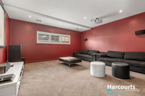 Property photo of 12 Suncroft Drive Lalor VIC 3075