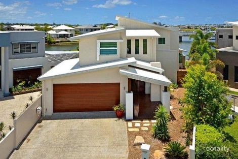 Property photo of 102 Southaven Drive Helensvale QLD 4212