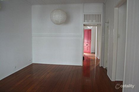 Property photo of 18 Bartley Street Spring Hill QLD 4000