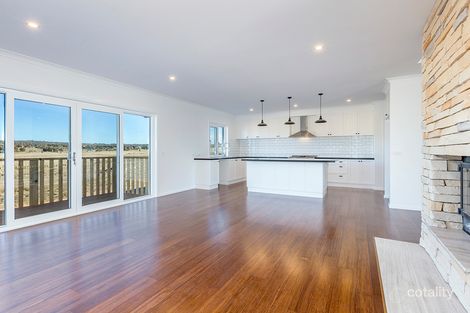 Property photo of 67 Warramunga Close Wamboin NSW 2620