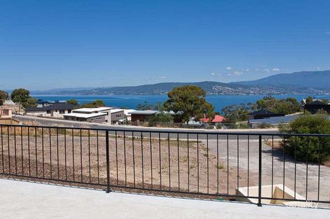 Property photo of 636 Oceana Drive Tranmere TAS 7018