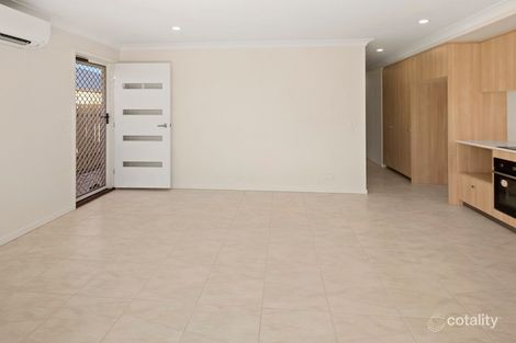 Property photo of 9 Pintail Circuit Deebing Heights QLD 4306