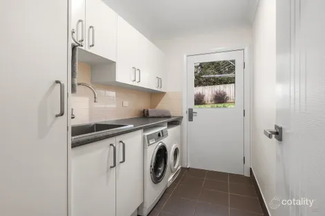 Property photo of 21 Betula Grove Bundanoon NSW 2578