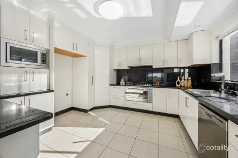 Property photo of 13 Tutt Crescent Chiswick NSW 2046