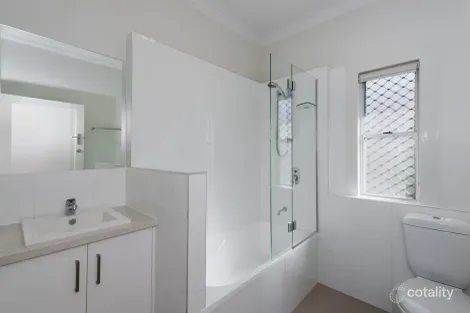 Property photo of 107 Erica Street Cannon Hill QLD 4170