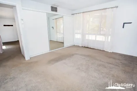 Property photo of 15 Raven Crescent Townview QLD 4825