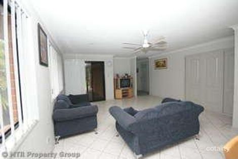 Property photo of 4 Savill Close Forest Lake QLD 4078