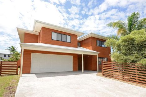 4 Bentwood St, Burrum Heads, QLD 4659