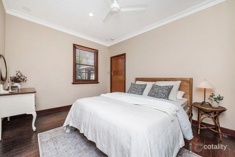 Property photo of 75 Snook Crescent Hilton WA 6163