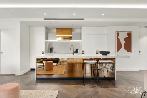 Property photo of 1305/8 Bowen Crescent Melbourne VIC 3004