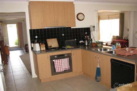 Property photo of 4 Emma Place Quarry Hill VIC 3550