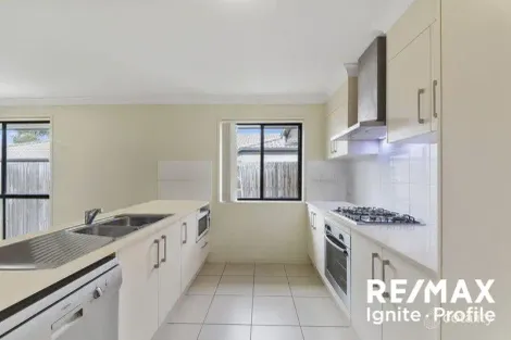 Property photo of 3A Cardena Drive Augustine Heights QLD 4300