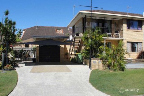 2/40 Poinsettia Ave, Runaway Bay, QLD 4216