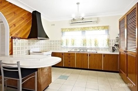 Property photo of 21 Laundess Avenue Panania NSW 2213
