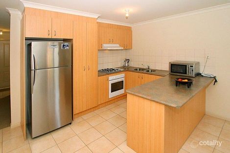 Property photo of 10/28-36 Ozzimo Drive Hillside VIC 3037