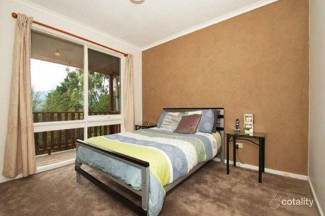 Property photo of 3 Tarhilla Drive Launching Place VIC 3139