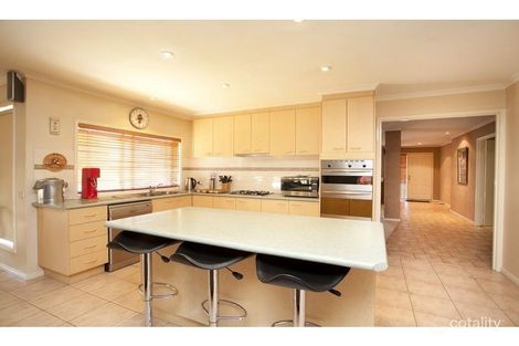 Property photo of 128 Westwood Drive Burnside VIC 3023