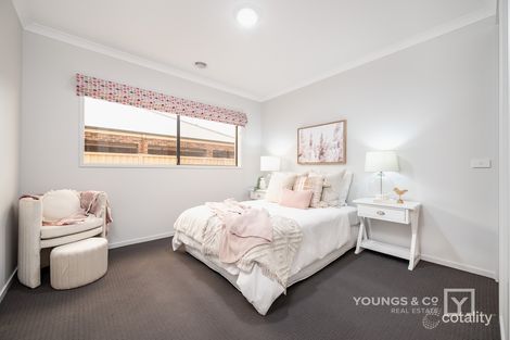 Property photo of 74 Sanctuary Drive Kialla VIC 3631