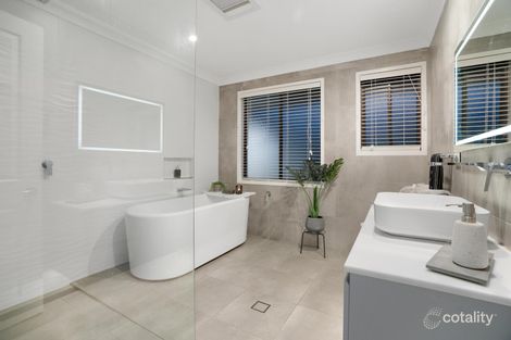 Property photo of 30 Farnborough Drive Moss Vale NSW 2577
