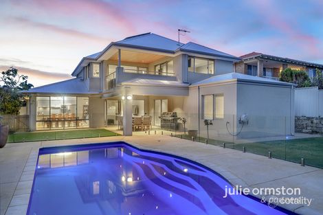 Property photo of 18 Meadowbrook Promenade Currambine WA 6028