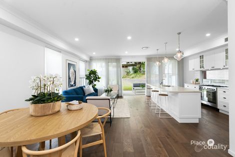 Property photo of 261 Chatsworth Road Coorparoo QLD 4151