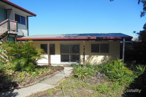 Property photo of 111 Moreton Terrace Beachmere QLD 4510