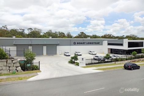 32 Bluestone Cct, Seventeen Mile Rocks, QLD 4073