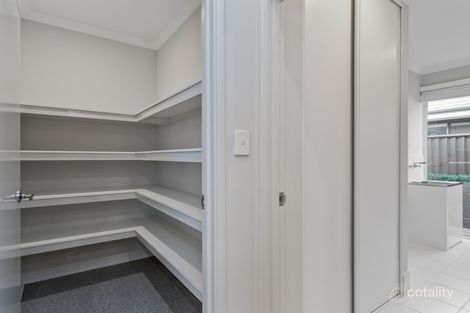 Property photo of 8 Dunmore Crescent Harrisdale WA 6112