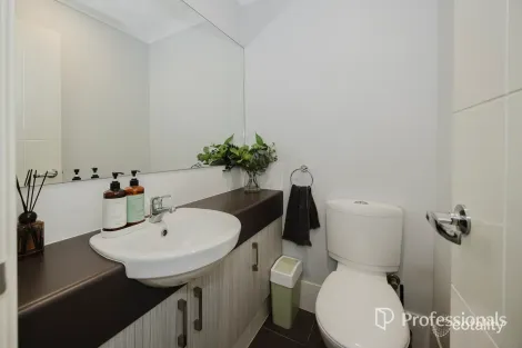 Property photo of 41 Shackleton Terrace Byford WA 6122