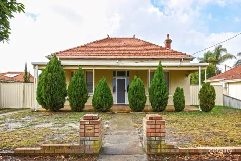 Property photo of 8 Mathoura Street Midland WA 6056