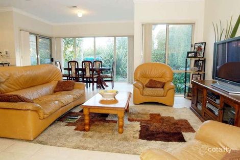 Property photo of 32 Knee Lane Croydon North VIC 3136