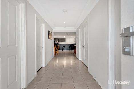 Property photo of 24 Botanica Springs Boulevard Brookfield VIC 3338