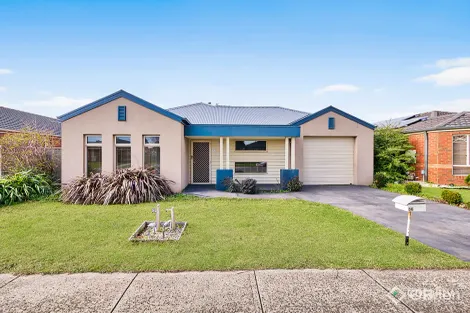 36 Tyndall St, Cranbourne East, VIC 3977